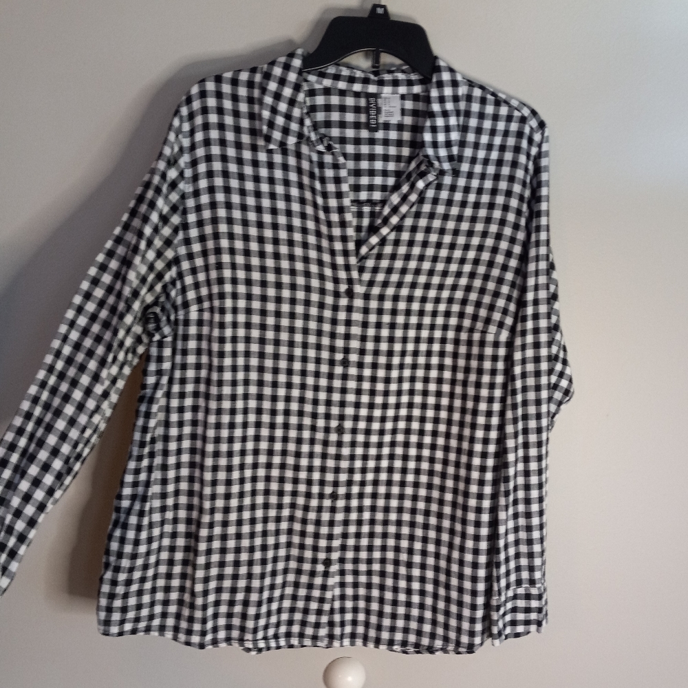 Black & white gingham button down shirt